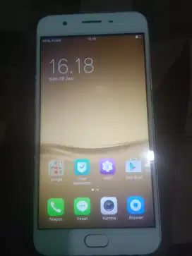 Oppo F1S ram 4GB,  jaringan 4G.