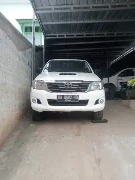 Toyota Hilux Vigo2.5 Double Cabin 4x4 th 2013