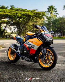 Honda CBR 1000 Nik 2014 SC Project