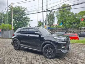 Low KM Toyota Raize 1.0 Turbo GR Sport TSS Bensin-AT 2022 HFJ