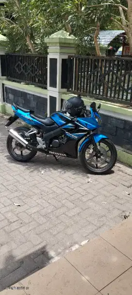 HONDA CBR 150 OLD THAILAND 2009