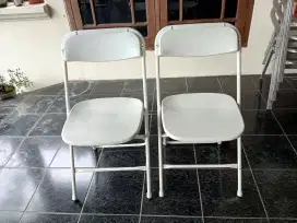 Satu Pasang Kursi Lipat Krisbow