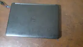 Laptop Dell Latitude  E5440-Corei5-4310M-RAM 4GB-SSD 128 B-Ngebut