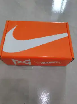 Jual Hotwheels Original Nike X Paul George