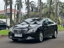 Toyota Camry 2.5 V AT 2014 Hitam NEGO