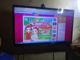Di jual tv led 32in panasonic Kondisi normal