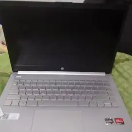 Laptop HP Ryzen 5 5500U