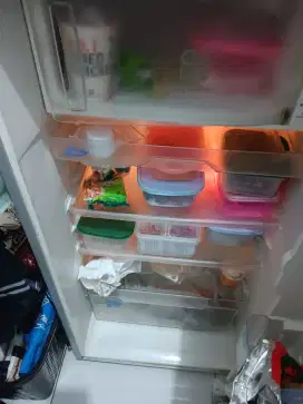 Kulkas sharp murah