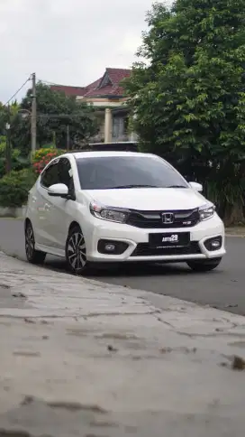 Km 22rb | Brio RS 2019 AT | dp 5jt