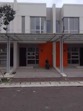 DISEWAKAN RUMAH CLUSTER PIK2 FURNISHED