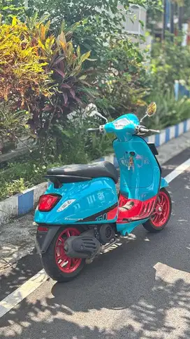 Vespa Primavera Vibe Colour
