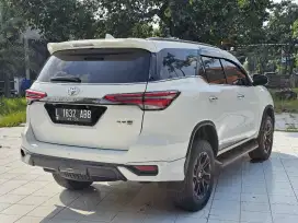 Toyota Fortuner Vrz GR 2.8 AT 2022