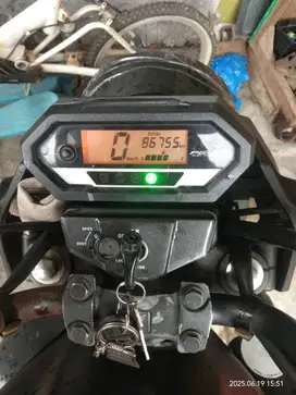 Barang istimewa tangan pertama