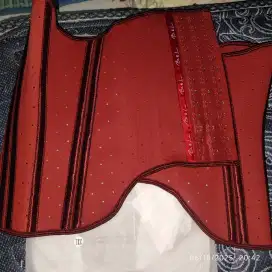 KORSET FULL LATEX 3XL PINANG INDAH