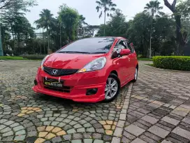 ODO LOW!! PAJAK PANJANG!! HONDA JAZZ GE8 1.5 S UNIT TERAWAT SIAP PAKAI