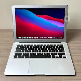 MacBook Air 2017 13” 8/128GB