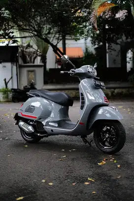 PIAGGIO VESPA GTS SUPER SPORT!