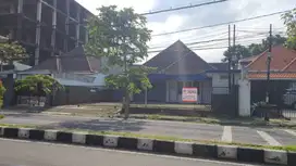 Raya kutai surabaya pusat