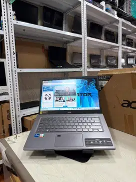 Acer Aspire A514-55 Intel core i7-1255U Ram 16gb Ssd 512Gb