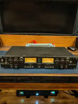 ART Pro MPA II Microphone Tube Preamp