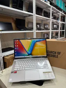 Laptop Asus Vivobook E1404FA AMD Ryzen 5 7520U Ram 16gb Ssd  512Gb