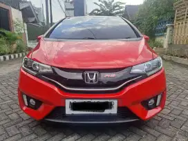 HONDA JAZZ 1.5  RS CVT MERAH 2018