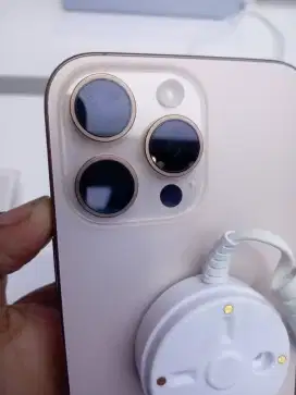 Promo iPhone 16 series hanya di Bli bli store resinda Karawang