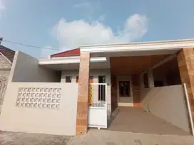 RUMAH CANTIK MINIMALIS 8 MENIT KE KAMPUS UII
