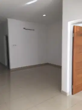 Disewakan Rumah Siap Huni Tanjung Duren Timur