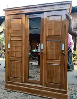 Lemari pakaian kayu jati manium minimalis modern