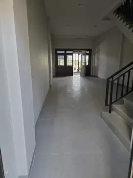 DISEWAKAN RUKO MEGA KUNINGAN PIK 2