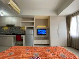 Disewakan Bulanan Studio Apartemen Royal Mediterania Garden