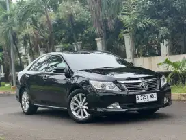 Toyota Camry V 2.5 AT 2014 DP 10JT!!