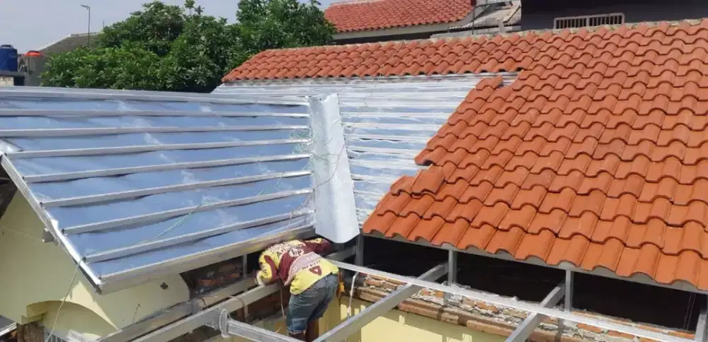 Jasa pemasangan atap baja ringan dan renovasi bangunan