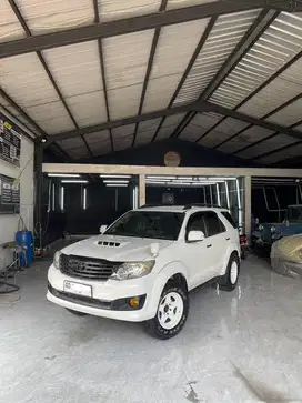 Jual Fortuner VNT 2013