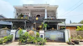 Rumah Luas Dua Lantai di Perumahan Ambarapura Kodau Dekat Tol Jatiwarn