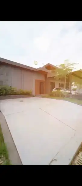 Rumah di jual Suvarna sutera Tangerang. Dw