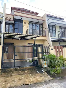 RUMAH MEWAH JLN MAPPALA DKT KAMPUS UNM PETTARANI