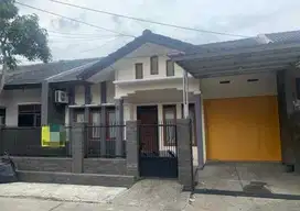 Rumah TKI2 Dalam Cluster Bangunan Bagus Kondisi Tersewa
