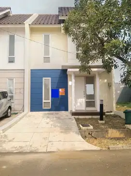 Jual rumah 3 kamar lokasi bagus Sektor 7C, Gading Serpong