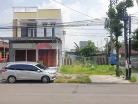 Ruko Tanah Luas di Pinggir Jalan, Dekat Pasar & Pabrik Gula