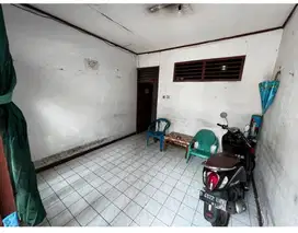 Dijual rumah murah di Petojo di bawah NJOP dekat perkantoran, RS