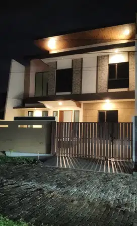 Rumah 2 Lantai Puri Anjasmoro Semarang