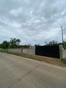 Tanah Pinggir Jalan di Tenjo