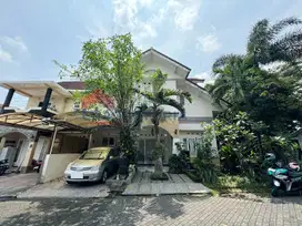 Rumah Hook Dekat SMA 7 dan Kampus Brawijaya