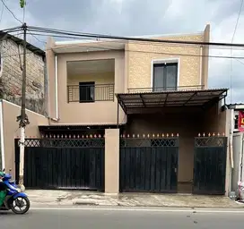 Rumah Siap Huni di Lenteng Agung, Dekat Stasiun Tanjung Barat