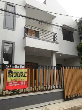 Rumah Baru Cantik Elegan Dalam Komplek Strategis Di Jagakarsa Jaksel