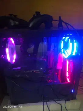 Komputer rakitan dan monitor