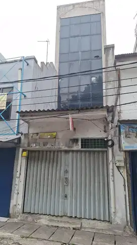 Disewakan Ruko Lokasi Strategis Dijalan Perniagaan Timur, Kota