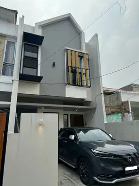 Rumah Baru Dua Lantai di Perumahan Ambarapura Kodau Dekat Tol Jatiwarn